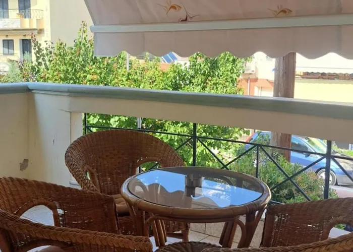 Apartman Danis Néa Péramos